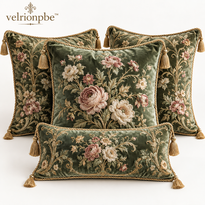 𝒗𝒆𝒍𝒓𝒊𝒐𝒏𝒑𝒃𝒆™ Royal Manor Botanical Velvet Cushion Collection